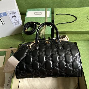 Gucci GG Matelassé Leather Medium Bag Black 702242 size 31x19x22 cm