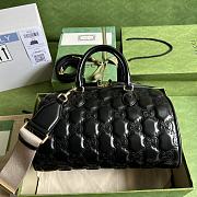 Gucci GG Matelassé Leather Medium Bag Black 702242 size 31x19x22 cm - 4
