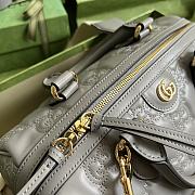 Gucci GG Matelassé Leather Medium Bag Grey 702242 size 31x19x22 cm - 6