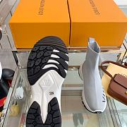 Louis Vuitton Run 55 Sneaker Boot Gray - 6