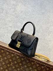 Louis Vuitton Madeleine BB Black Leather M46008 size 24 x 17 x 8.5 cm - 4