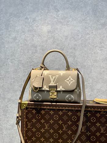 Louis Vuitton Madeleine BB Dove Gray/Cream Beige Leather M46041 size 24x17x8.5 cm