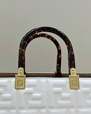 Fendi Sunshine Medium White Leather Shopper size 37x13.5x32 cm - 4