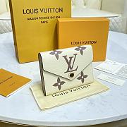 Louis Vuitton Victorine Wallet Cream/Beige Size 12 x 9.5 x 1.5 cm - 5