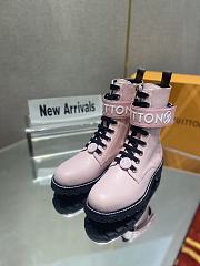 Louis Vuitton Territory Flat Ranger Pink - 1