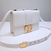 Dior 30 Montaigne Bag White Box Calfskin size 24 x 17 x 6 cm - 2