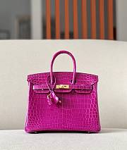 HERMES Birkin Pink Glossy Crocodile Leather size 25 x 20 x 13 cm - 1