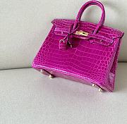 HERMES Birkin Pink Glossy Crocodile Leather size 25 x 20 x 13 cm - 3