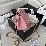 Chanel Clutch with Chain Pink Caviar Leather 12x17.5x5.5 cm - 5