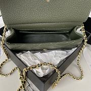 Chanel Clutch with Chain Khaki Green Caviar Leather 12x17.5x5.5 cm - 3
