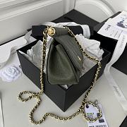 Chanel Clutch with Chain Khaki Green Caviar Leather 12x17.5x5.5 cm - 2