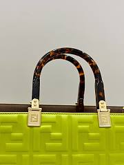 Fendi Sunshine Medium Green Leather Shopper size 37x13.5x32 cm - 3