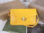 Bvlgari Serpenti Forever East-West Shoulder Bag Yellow size 22x15x4.5 cm - 1