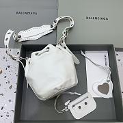 Balenciaga Le Cagole XS Bucket Bag In White Lambskin size 15 x 19.8 x 17.8 cm - 4