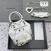 Balenciaga Le Cagole Small Bucket Bag In White Lambskin size 30x23x17 cm - 1