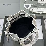 Balenciaga Le Cagole Small Bucket Bag In White Lambskin size 30x23x17 cm - 3