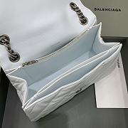 Balenciaga Crush Medium Chain Bag Quilted In White size 31x20x12 cm - 2