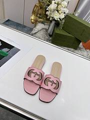 Gucci Women's Interlocking G Cut-Out Slide Sandal Pink - 2