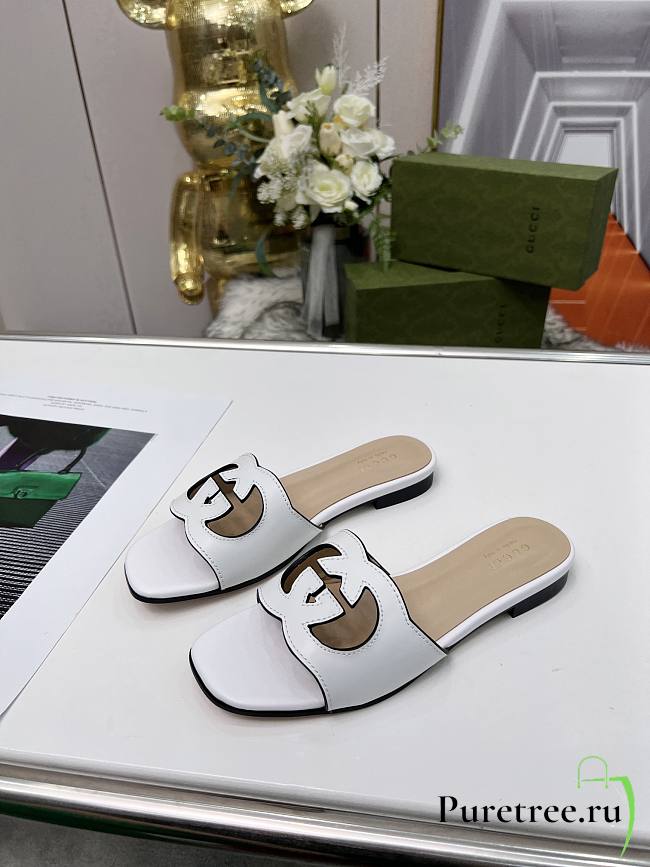 Gucci Women's Interlocking G Cut-Out Slide Sandal White - 1