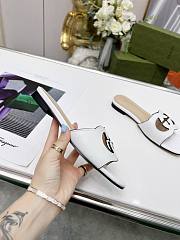 Gucci Women's Interlocking G Cut-Out Slide Sandal White - 5