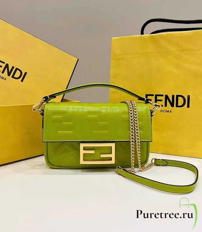 FENDI Baguette Green Nappa Leather Bag size 18 x 11 x 4 cm - 1