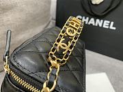 Chanel Vanity Case with Top Handle Black size 17x9.5x8 cm - 5