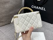 Chanel Vanity Case with Top Handle White size 17x9.5x8 cm - 5