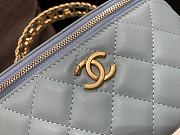 Chanel Vanity Case with Top Handle Blue size 17x9.5x8 cm - 3