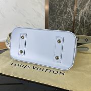 Louis Vuitton Alma BB Cloud Blue Epi Leather size 23.5 x 17.5 x 11.5 cm - 2