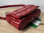 Bottega Veneta Padded Cassette Red Patent Lambskin size 26x18x8 cm - 2