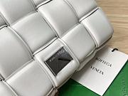 Bottega Veneta Padded Cassette White Leather Silver Hardware 25x15x4 cm - 5