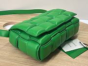 Bottega Veneta Padded Cassette Green Leather Silver Hardware 25x15x4 cm - 6