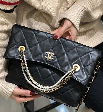 Chanel Calfskin Shopping Bag Black Calfskin AS2213 size 33 x 25 x 5 cm