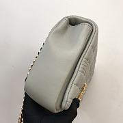 Burberry Quilted Lola Crossbody Bag Gray size 23 x 13 x 6 cm - 5