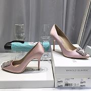 Manolo Blahnik Powder Pink Heel - 6