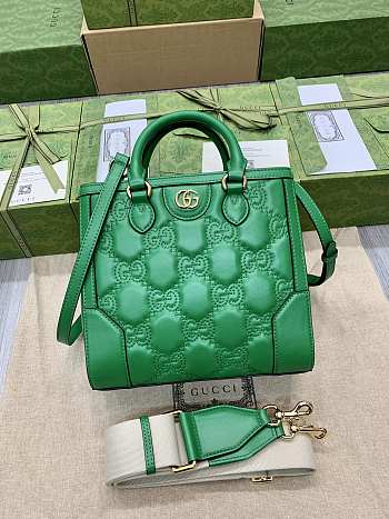 Gucci GG Matelassé Mini Top Handle Bag Green size 28x22x10cm