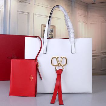 Valentino Garavani Vring Large Shopper White size 39 x 32 x 14 cm