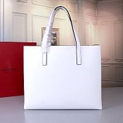 Valentino Garavani Vring Large Shopper White size 39 x 32 x 14 cm - 4