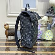 Louis Vuitton Roll Top Backpack Charcoal M21359 size 29 x 42 x 15 cm - 4