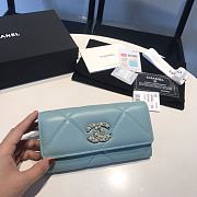 Chanel 19 Medium Flap Wallet Blue Lambskin Quilted size 16.5 x 9 cm - 1