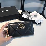 Chanel 19 Zipped Wallet Black Lambskin Quilted size 16.5 x 9 cm - 1