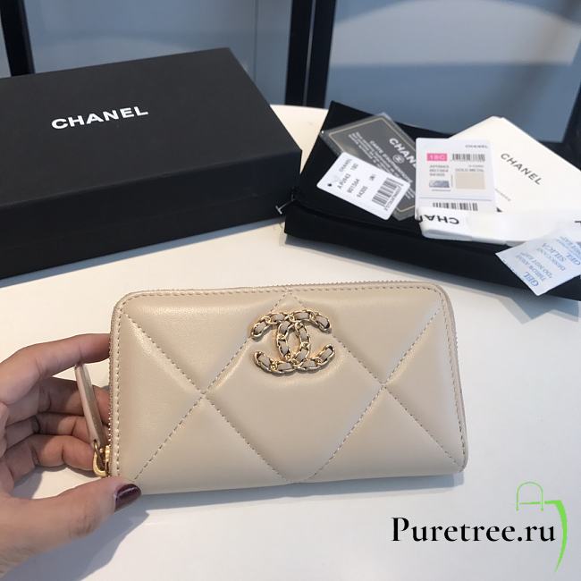 Chanel 19 Zipped Wallet Beige Lambskin Quilted size 16.5 x 9 cm - 1