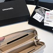 Chanel 19 Zipped Wallet Beige Lambskin Quilted size 16.5 x 9 cm - 4