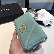 Chanel 19 Zipped Wallet Blue Lambskin Quilted size 16.5 x 9 cm - 6