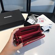 Chanel 19 Zipped Wallet Red Lambskin Quilted size 16.5 x 9 cm - 2