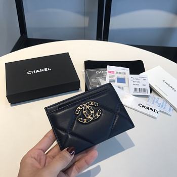 Chanel 19 Card Holder Black Lambskin Quilted size 7.5 x 11 cm