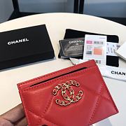 Chanel 19 Card Holder Red Lambskin Quilted size 7.5 x 11 cm - 5