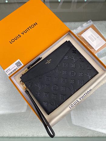 Louis Vuitton Pochette Melanie MM Black 23 x 16 x 2cm