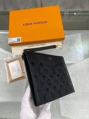 Louis Vuitton Pochette Melanie MM Black 23 x 16 x 2cm - 5