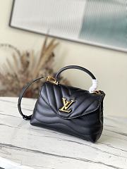 Louis Vuitton Hold Me Black Smooth Leather M21720 size 23x15x10 cm - 1